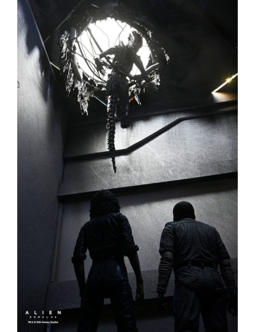 Neca Alien Romulus Suspended Lab Xenomorph XX121 Deluxe