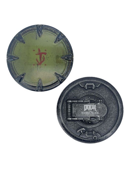 Fanattik Doom: The Dark Ages Medallion Saw Shield