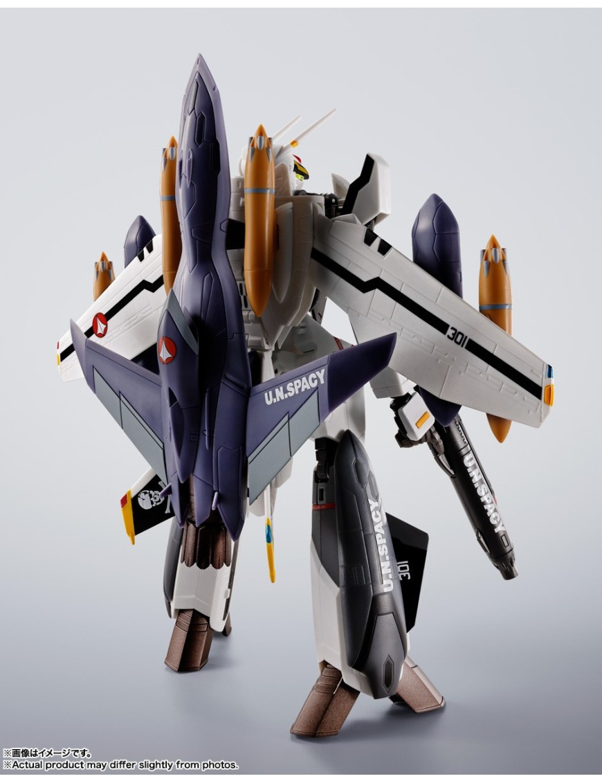 Bandai Hi-Metal R Macross Zero VF-0S Phoenix + QF-2200D-B Ghost Roy Focker Custom Bandai Hi-Metal R Macross Zero VF-0S Phoenix + QF-2200D-B Ghost Roy Focker Custom