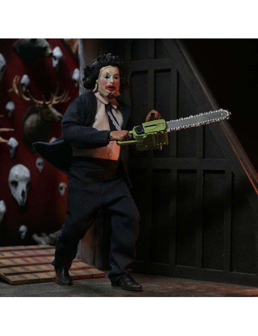 Neca Texas Chainsaw Massacre Leatherface with Pretty Woman Mask Clothed