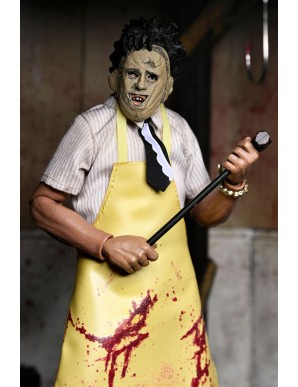 Neca Texas Chainsaw Massacre Leatherface Clothed