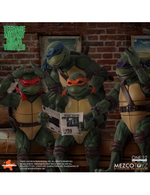 Mezco Toys The One 12 Collective Teenage Mutant Ninja Turtles (1990) Action Figure Boxed Set