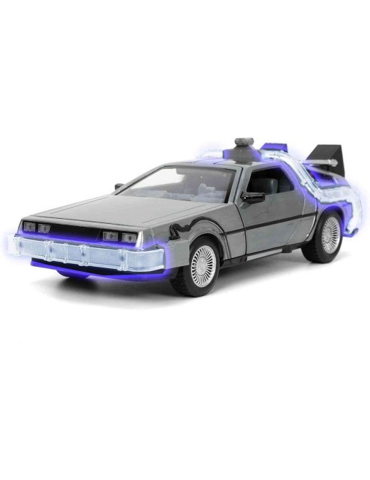 Jada Toys Diecast Model 1/24 Scale Back To The Future II DMC Delorean Time Machine with Lights