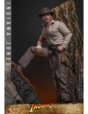 Hot Toys Movie Masterpiece Indiana Jones and the Temple of Doom Indiana Jones 1/6 Scale Collectible Figure