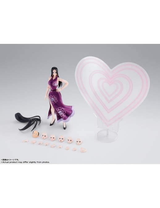 Bandai S.H. Figuarts One Piece Boa Hancock Marineford Summit Battle
