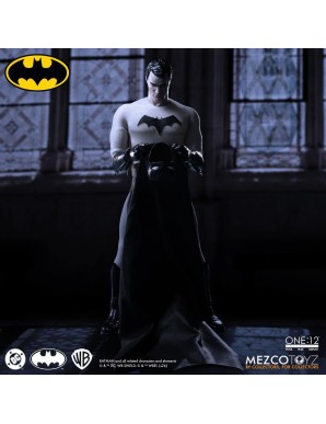 Mezco Toys The One 12 Collective Batman Year One Batman