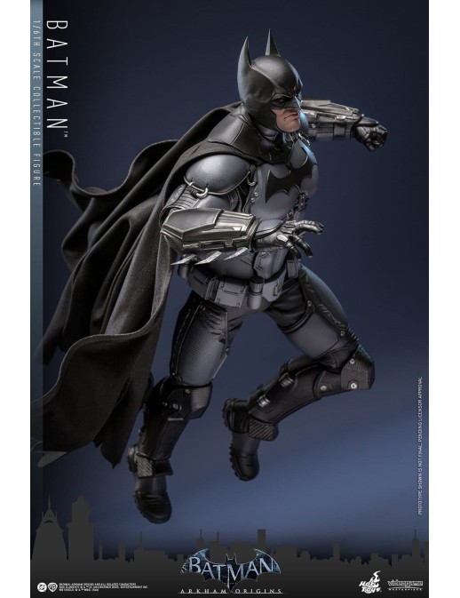 Hot Toys Videogame Masterpiece Batman Arkham Origins Batman 1/6 Scale Collectible Figure
