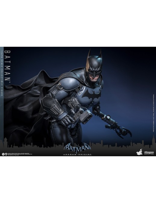 Hot Toys Videogame Masterpiece Batman Arkham Origins Batman 1/6 Scale Collectible Figure