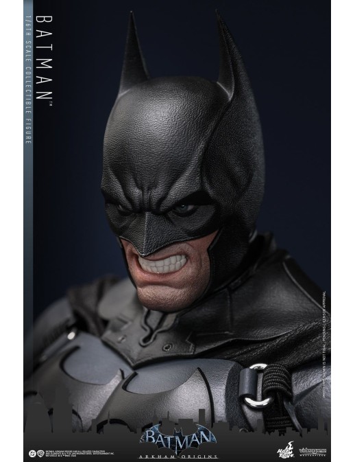 Hot Toys Videogame Masterpiece Batman Arkham Origins Batman 1/6 Scale Collectible Figure