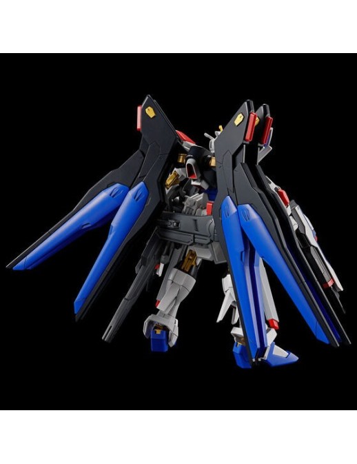 P-Bandai High Grade HG 1/144 Mobile Suit Gundam ZGMF/A-262B Strike Freedom Gundam Type II and Wings Of Light Effect Set
