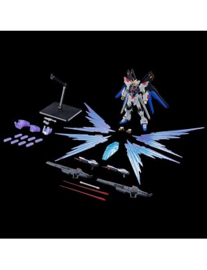 P-Bandai High Grade HG 1/144 Mobile Suit Gundam ZGMF/A-262B Strike Freedom Gundam Type II and Wings Of Light Effect Set