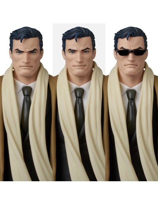 Medicom Toy MAFEX Batman Hush Bruce Wayne