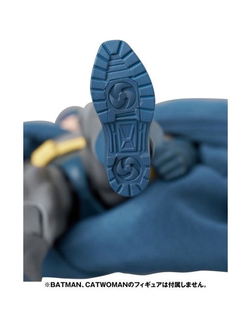 Medicom Toy MAFEX Batman Hush Bruce Wayne