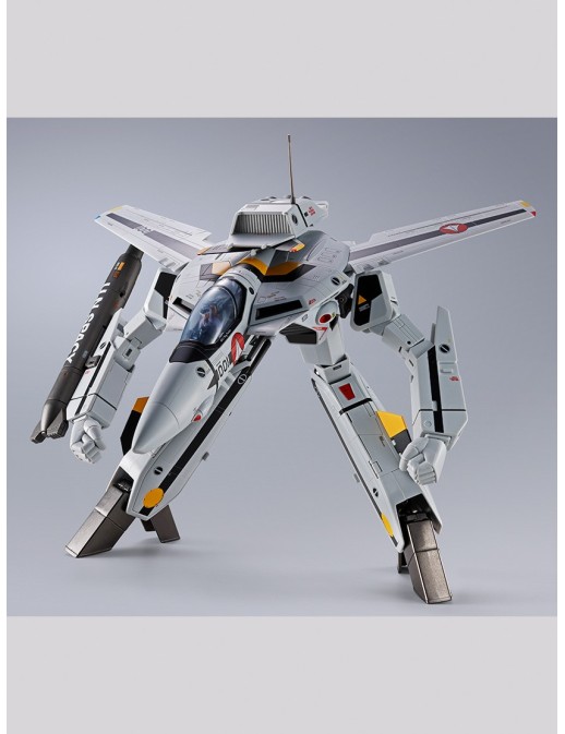 Bandai DX Chogokin Super Dimensional Fortress Macross VF-1S Valkyrie Roy Fokker Revival Version
