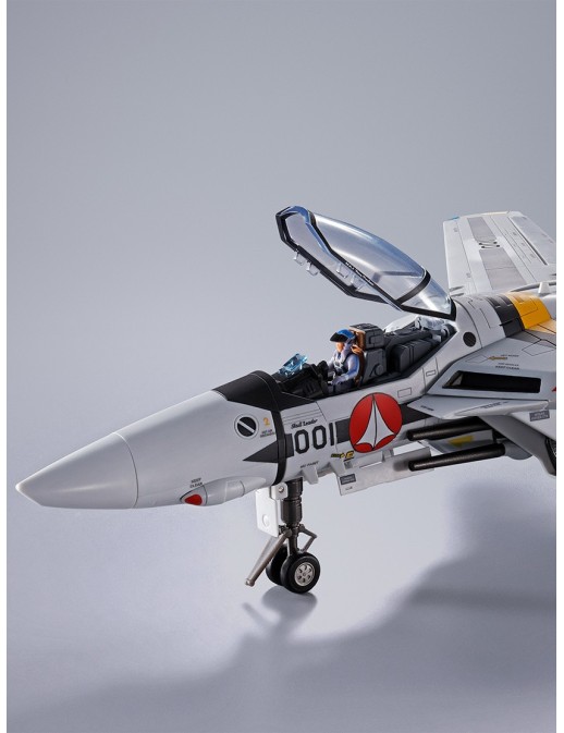 Bandai DX Chogokin Super Dimensional Fortress Macross VF-1S Valkyrie Roy Fokker Revival Version