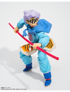Bandai S.H. Figuarts Dragon Ball Son Goku Adventure Beyond & Dragon Ball S.H. Figuarts Collection History Book