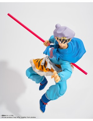 Bandai S.H. Figuarts Dragon Ball Son Goku Adventure Beyond & Dragon Ball S.H. Figuarts Collection History Book