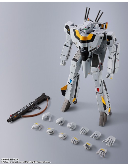 Bandai DX Chogokin Super Dimensional Fortress Macross VF-1S Valkyrie Roy Fokker Revival Version