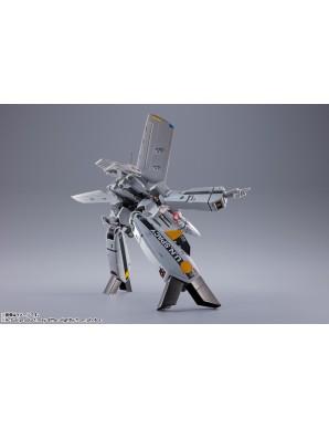 Bandai DX Chogokin Super Dimensional Fortress Macross VF-1S Valkyrie Roy Fokker Revival Version
