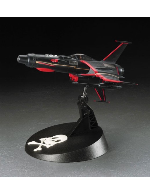 Hasegawa Hobby Kits Creator Works Captain Harlock Space Wolf SW-190 Harlock Custom with Acrylic Stand Figure