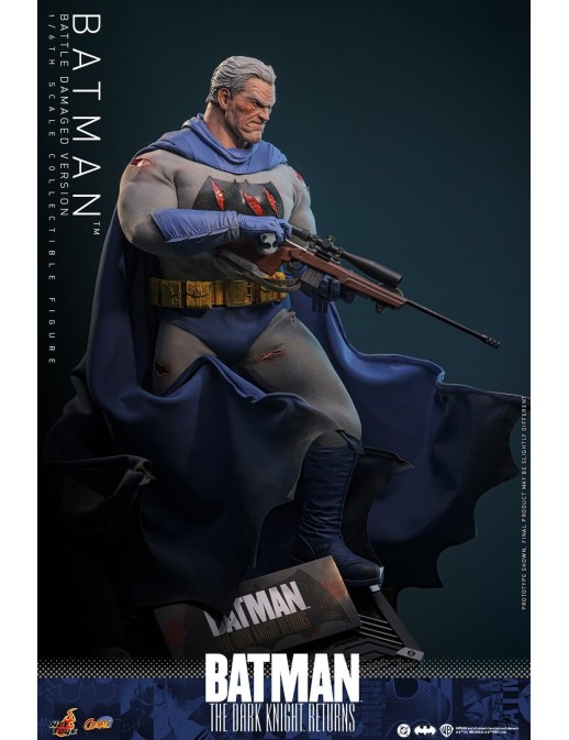Hot Toys DC Comics Masterpiece Batman The Dark Knight Returns Battle Damaged Version 1/6 Scale Collectible Figure