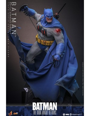 Hot Toys DC Comics Masterpiece Batman The Dark Knight Returns Battle Damaged Version 1/6 Scale Collectible Figure