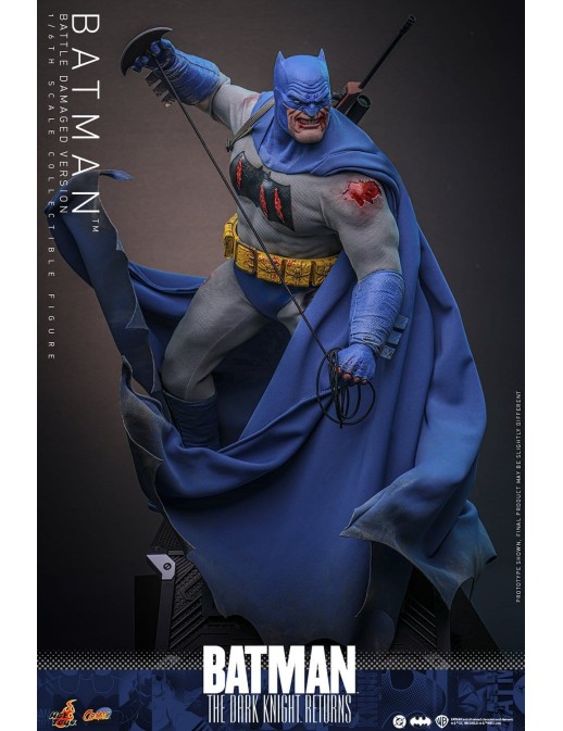 Hot Toys DC Comics Masterpiece Batman The Dark Knight Returns Battle Damaged Version 1/6 Scale Collectible Figure