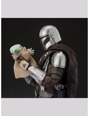 Bandai S.H. Figuarts Star Wars The Mandalorian & Grogu