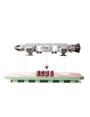 Anderson Entertainment Limited Space 1999 Eagle Transporter with Attached Cargo