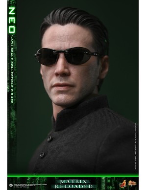 Hot Toys Movie Masterpiece The Matrix Reloaded Neo 1/6 Scale Collectible Figure