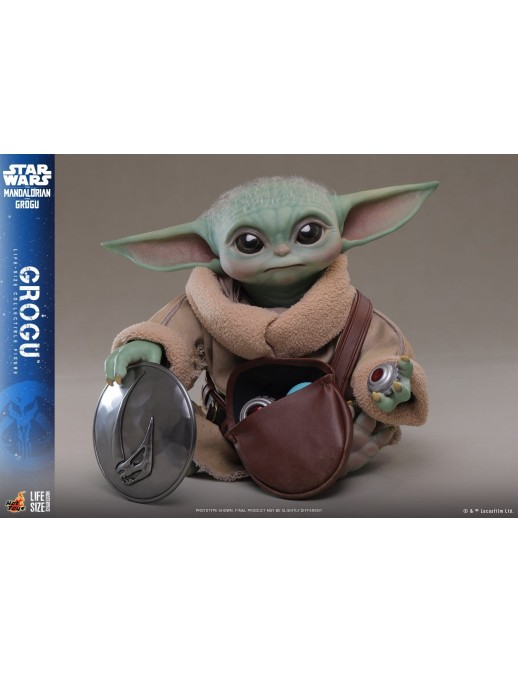Hot Toys Movie Masterpiece Star Wars The Mandalorian and Grogu Grogu 1/1 Scale Collectible Figure