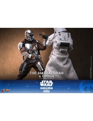 Hot Toys Movie Masterpiece Star Wars The Mandalorian and Grogu 1/6 Scale Collectible Figure