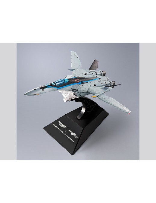 Bandai DX Chogokin Macross VF-25 Valkyrie Top Gun Maverick Version