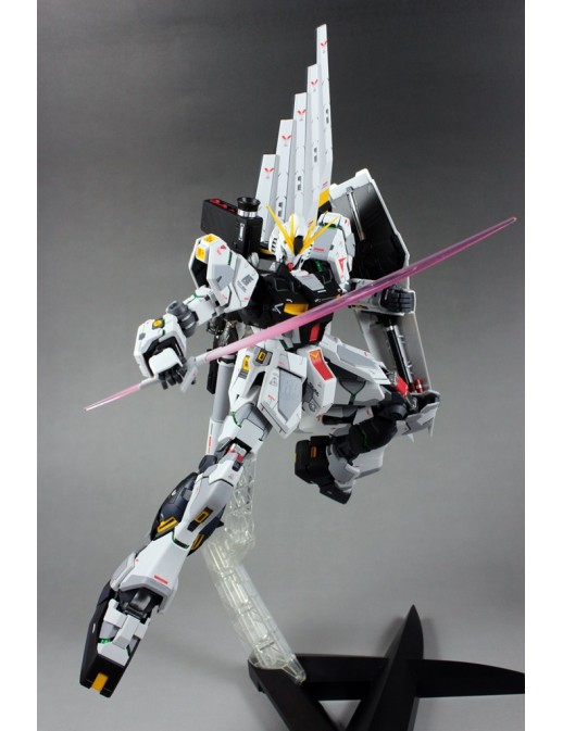 Bandai Master Grade MG 1/100 Mobile Suit Gundam RX-93 ν Gundam Ver.Ka