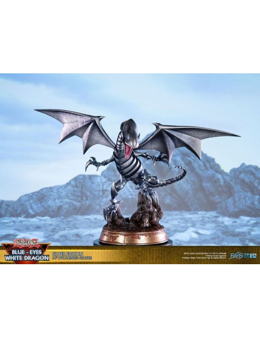 First 4 Figures Yu-Gi-Oh! Blue-Eyes White Dragon Silver Edition