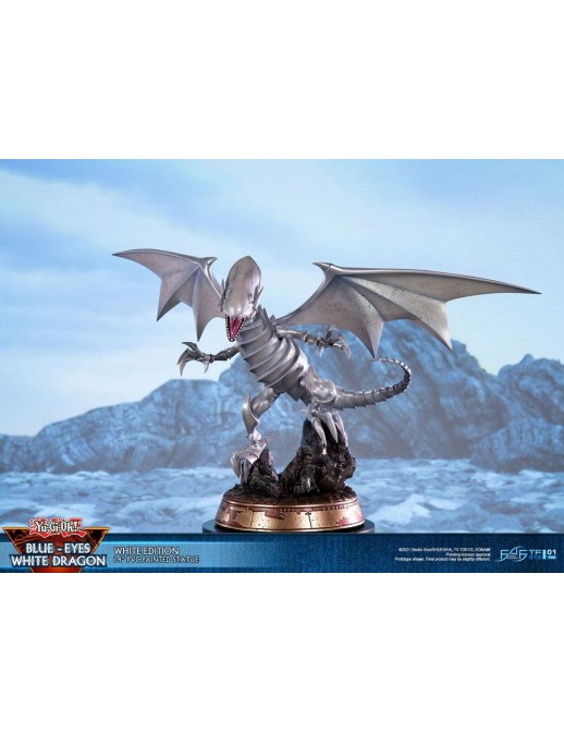 First 4 Figures Yu-Gi-Oh! Blue-Eyes White Dragon White Edition