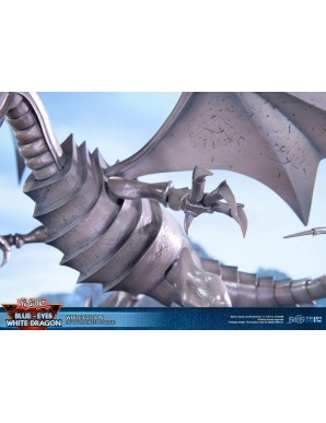 First 4 Figures Yu-Gi-Oh! Blue-Eyes White Dragon White Edition