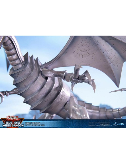First 4 Figures Yu-Gi-Oh! Blue-Eyes White Dragon White Edition