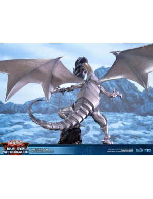 First 4 Figures Yu-Gi-Oh! Blue-Eyes White Dragon White Edition