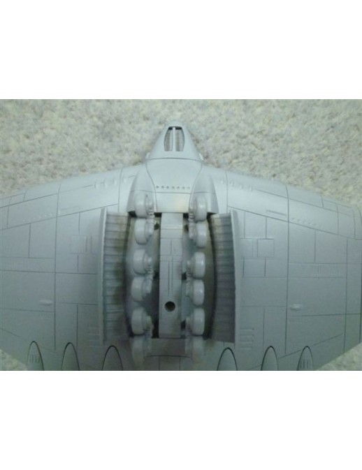 Aoshima Plamo Future Boy Conan Flying Fortress Gigant 1/700 Scale Model Kit