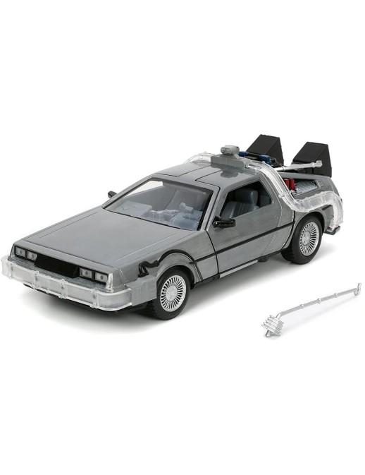 Jada Toys Diecast Model 1/24 Scale Back To The Future DMC Delorean Time Machine