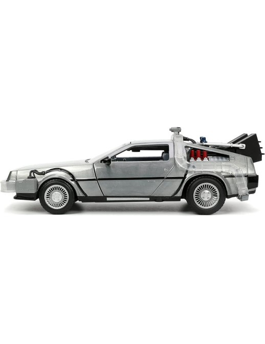 Jada Toys Diecast Model 1/24 Scale Back To The Future DMC Delorean Time Machine
