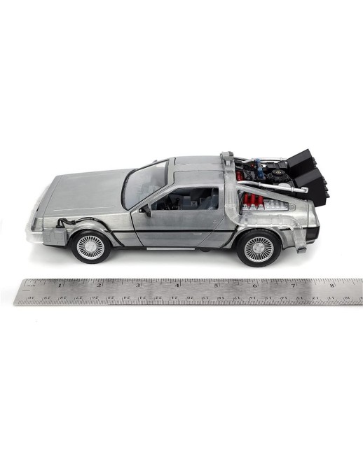 Jada Toys Diecast Model 1/24 Scale Back To The Future DMC Delorean Time Machine