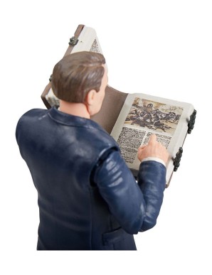 Hasbro Indiana Jones Adventure Series Indiana Jones Raiders of the Lost Ark Marcus Brody & René Belloq Ark Showdown