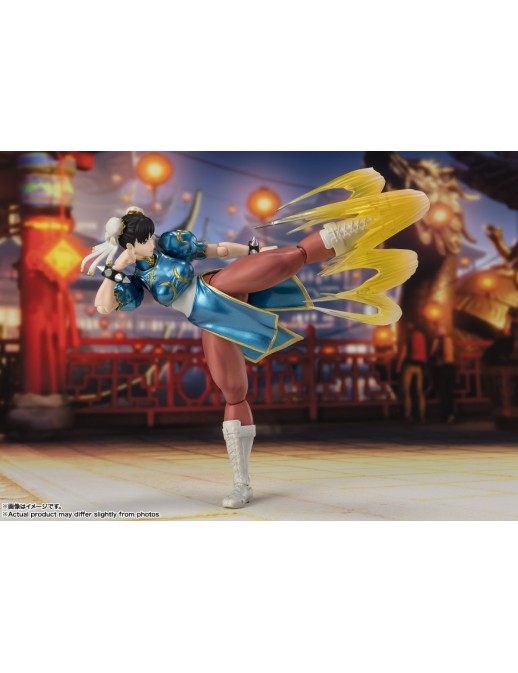 Bandai S.H. Figuarts Street Fighter Chun-Li Outfit 2