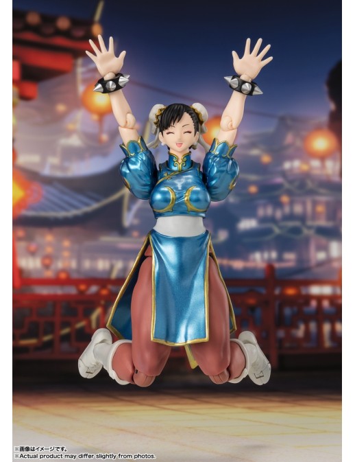 Bandai S.H. Figuarts Street Fighter Chun-Li Outfit 2
